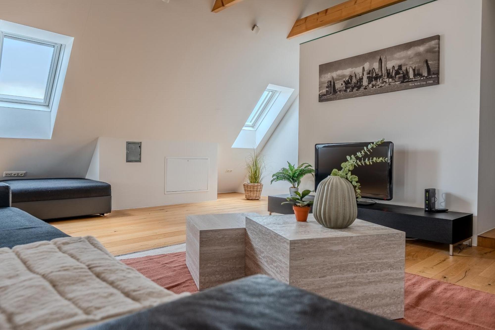 クレムス アン デル ドナウLoft Dachsbergアパートメント エクステリア 写真